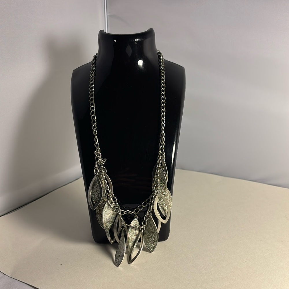 Silver tone necklace 10 inches long metallic